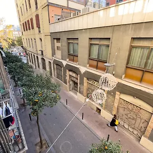 aparteasy-central-gracia-apartments.topbarcelonahotels.com/